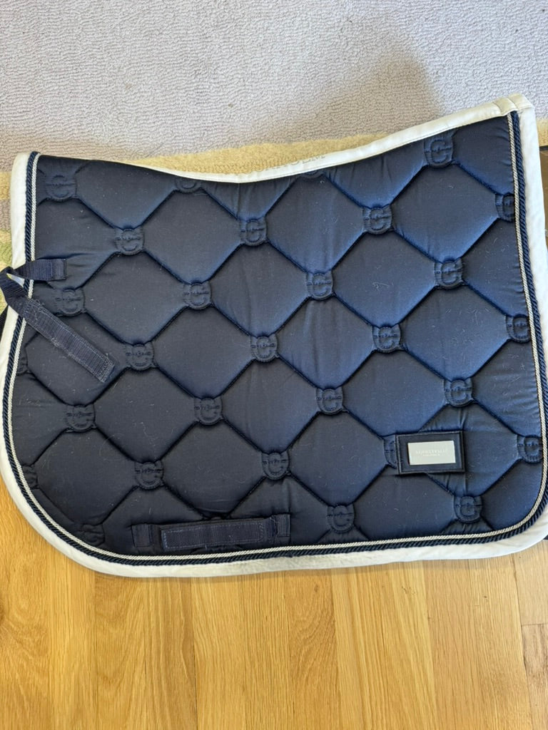 Used Equestrian Stockholm jump saddle pad