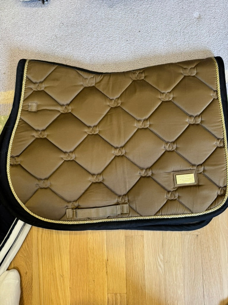 Used Equestrian Stockholm jump saddle pad